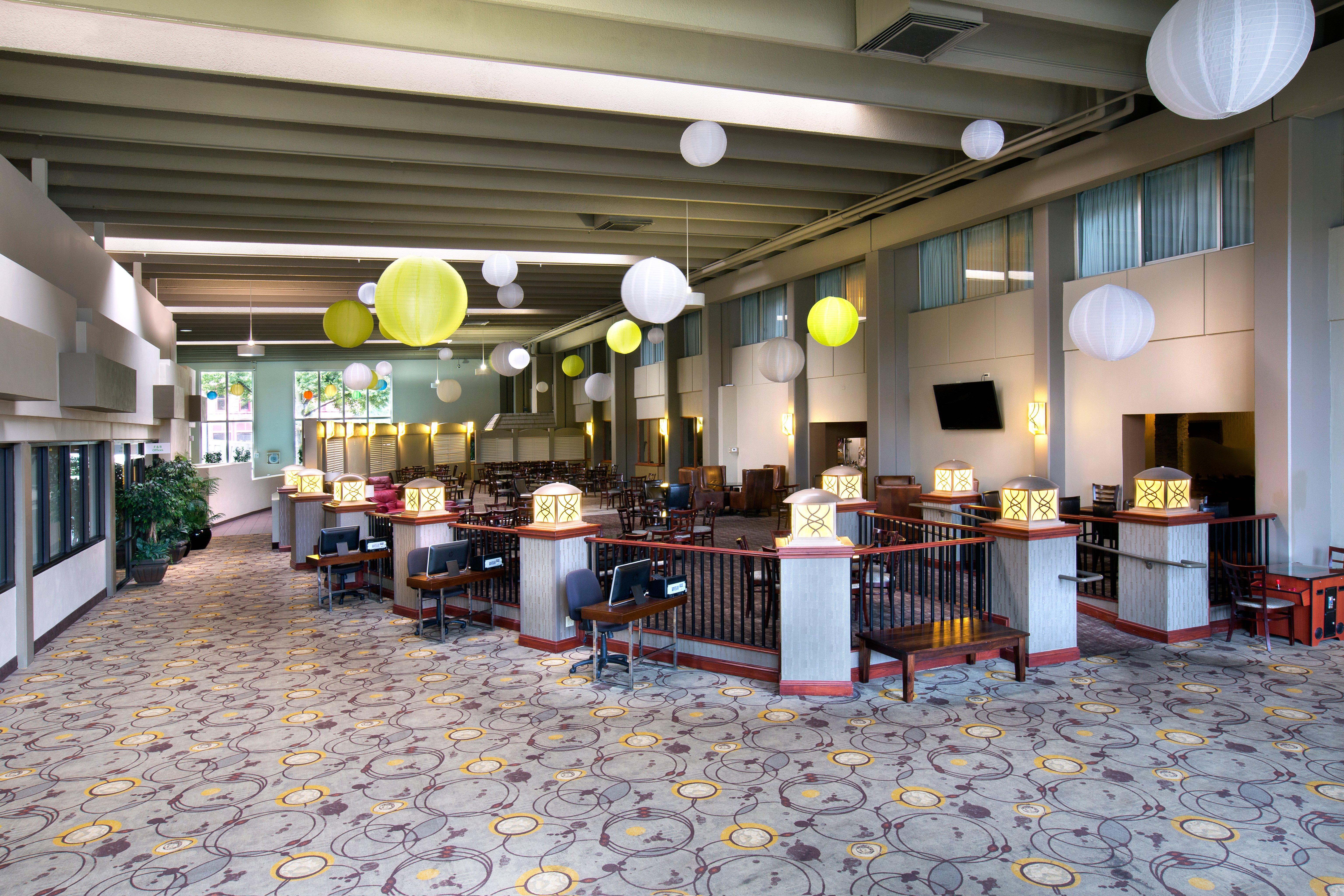 Holiday Inn Sioux Falls-City Center By Ihg Екстериор снимка