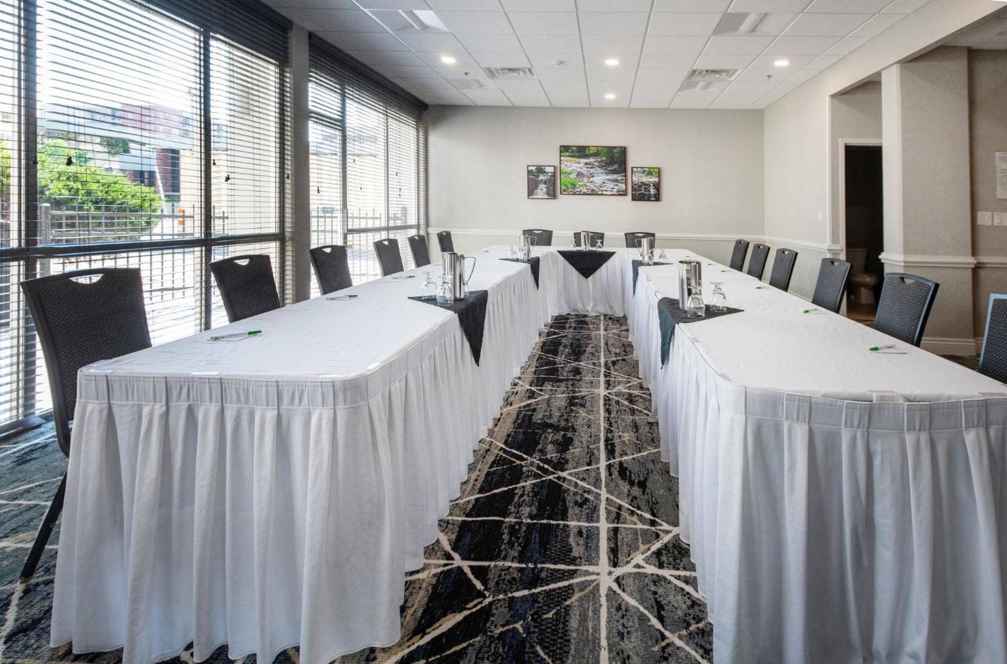 Holiday Inn Sioux Falls-City Center By Ihg Екстериор снимка