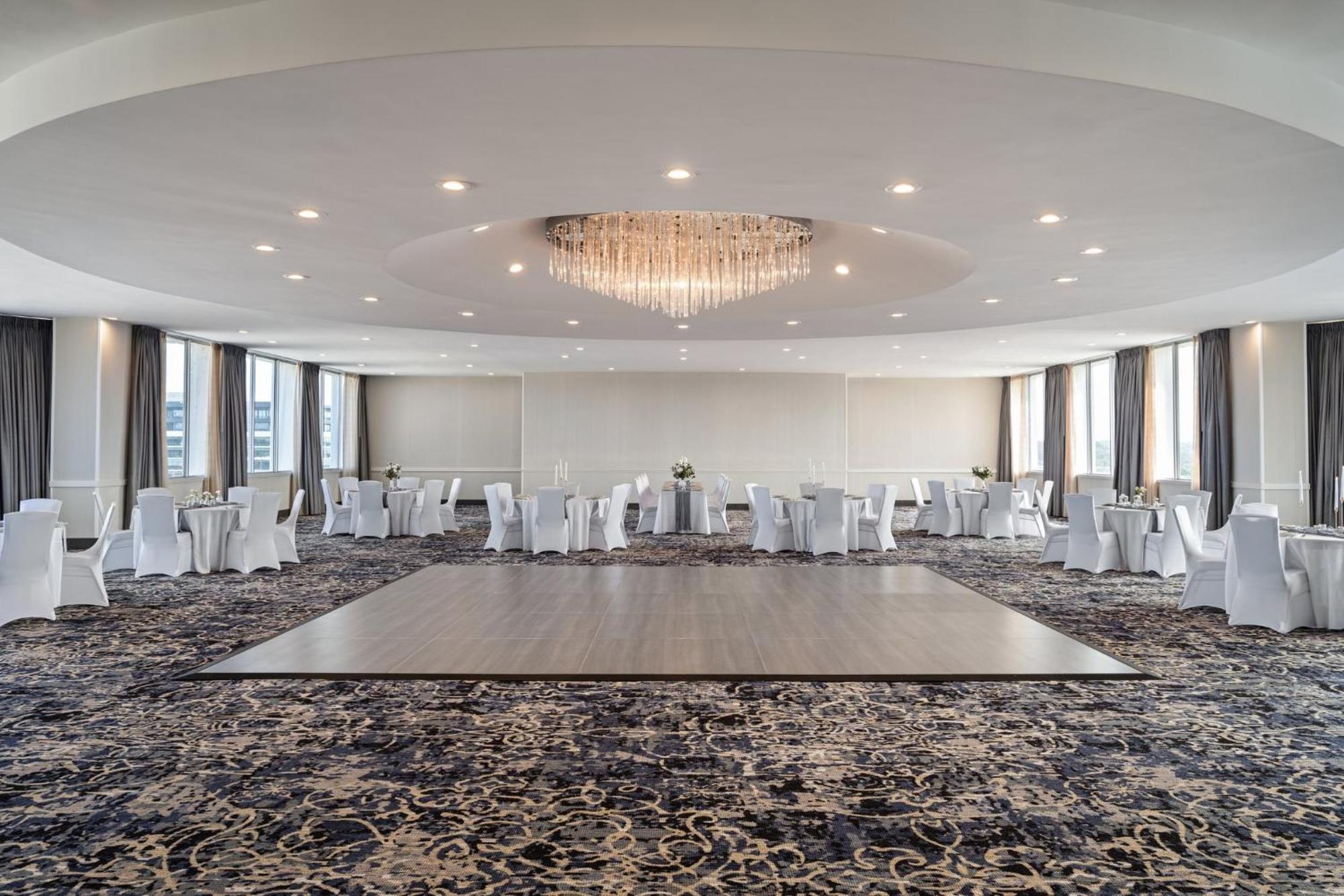 Holiday Inn Sioux Falls-City Center By Ihg Екстериор снимка