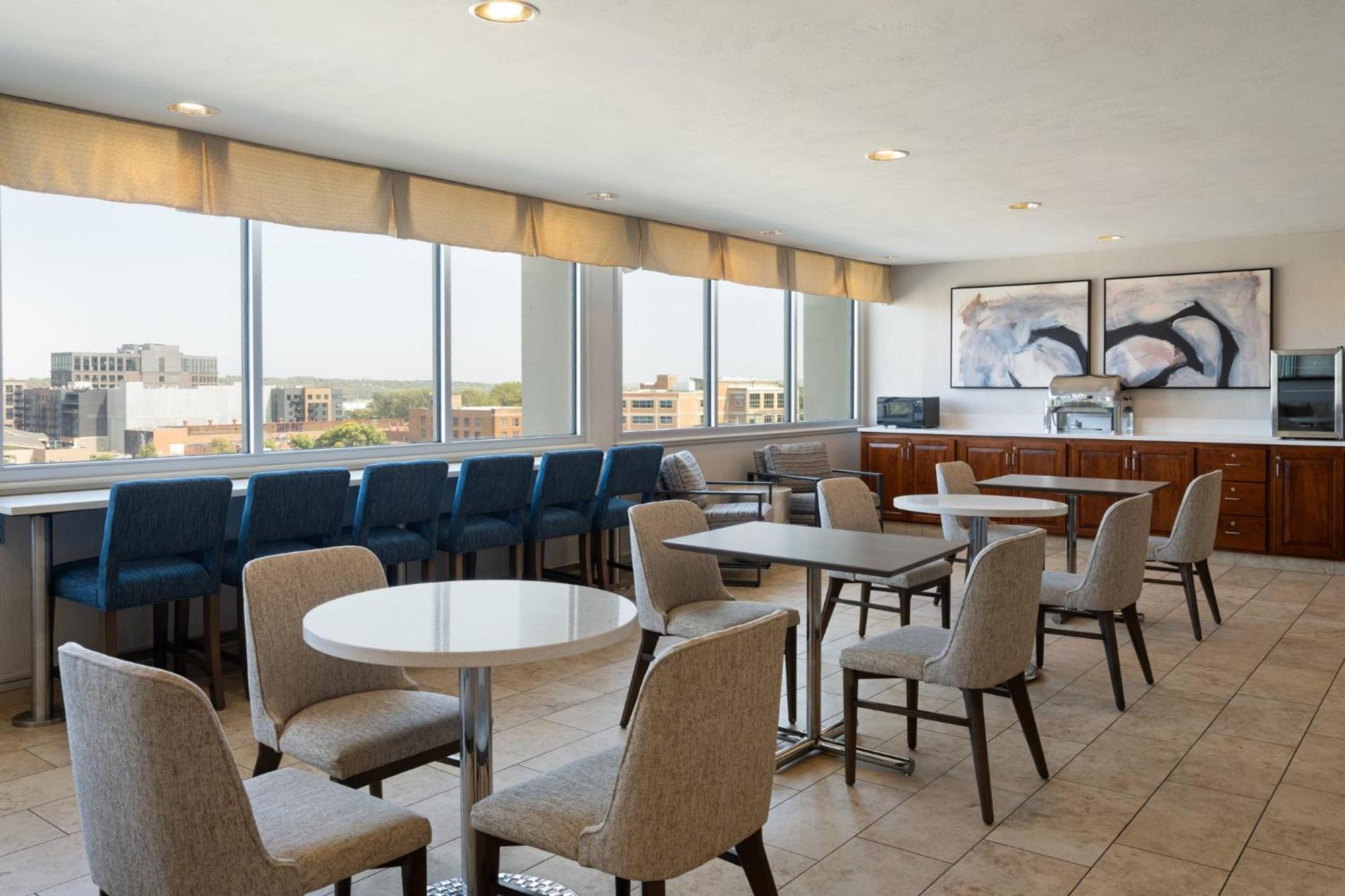 Holiday Inn Sioux Falls-City Center By Ihg Екстериор снимка