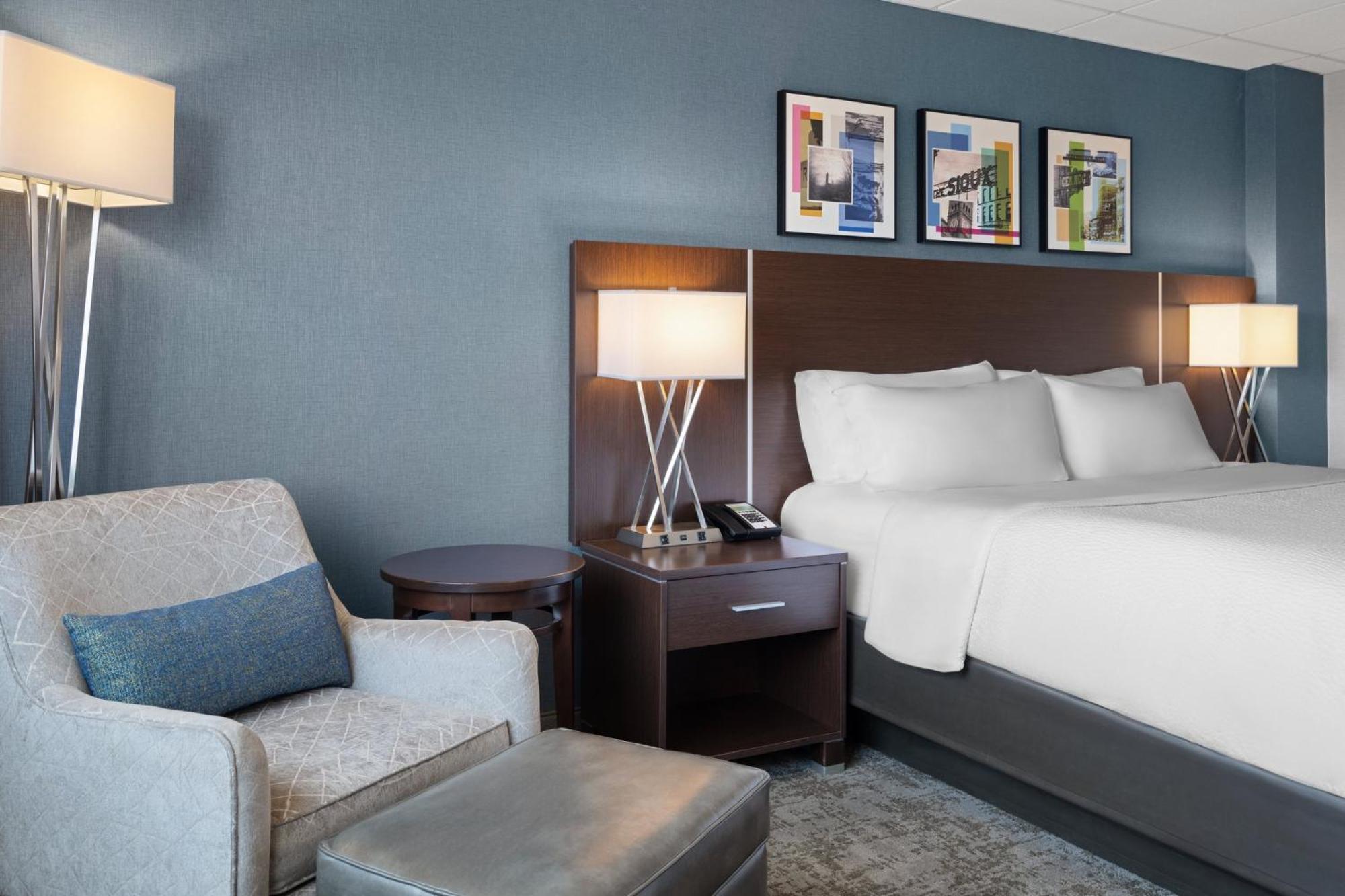 Holiday Inn Sioux Falls-City Center By Ihg Екстериор снимка