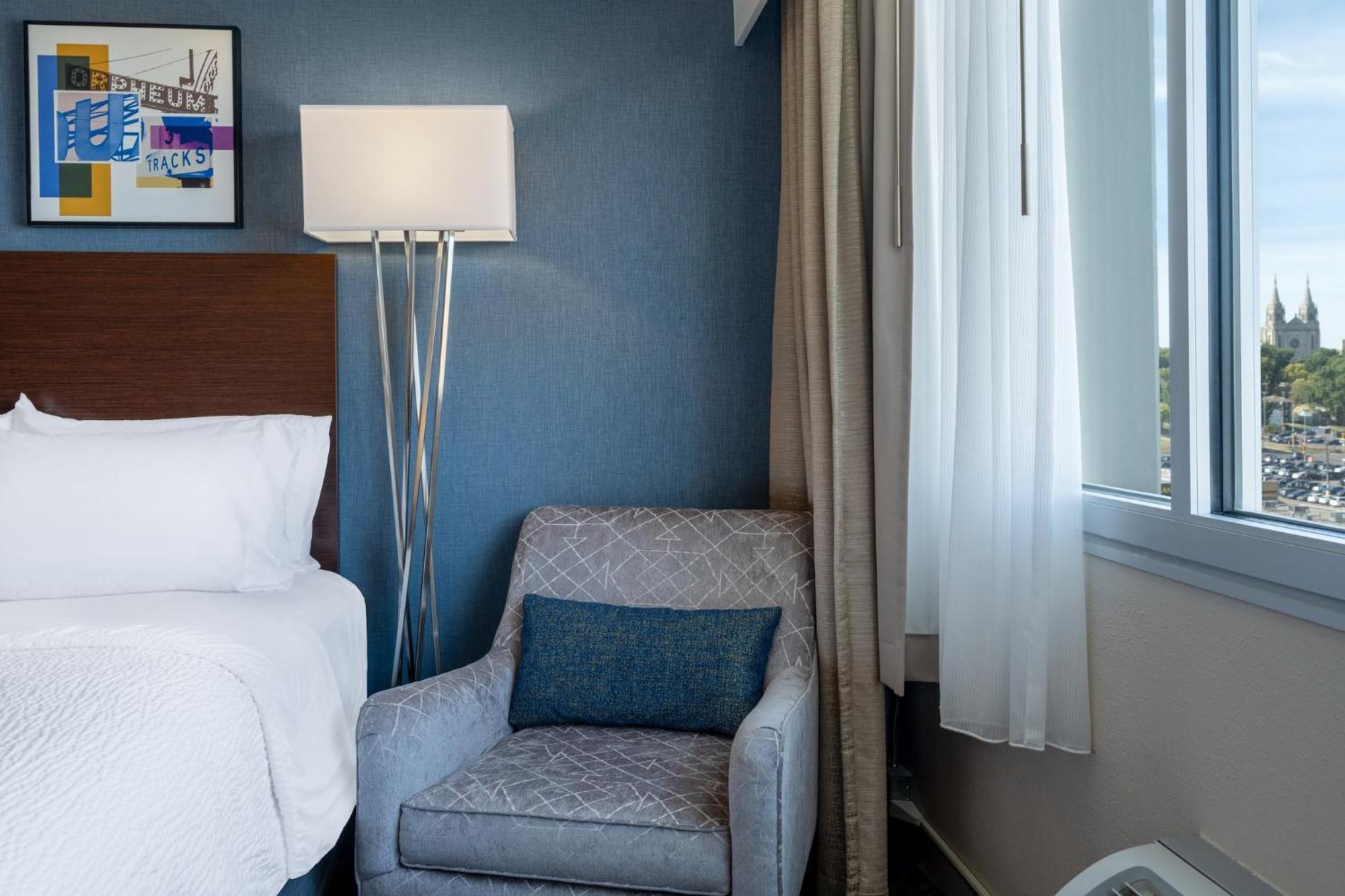 Holiday Inn Sioux Falls-City Center By Ihg Екстериор снимка