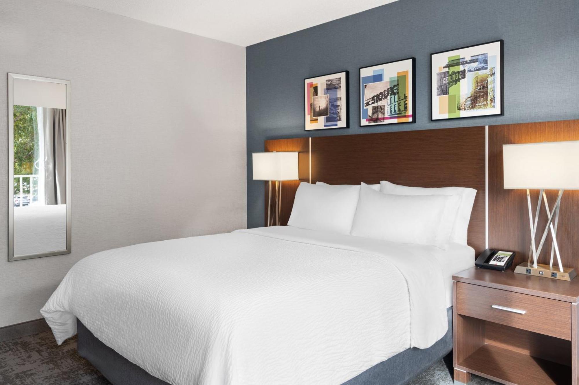 Holiday Inn Sioux Falls-City Center By Ihg Екстериор снимка