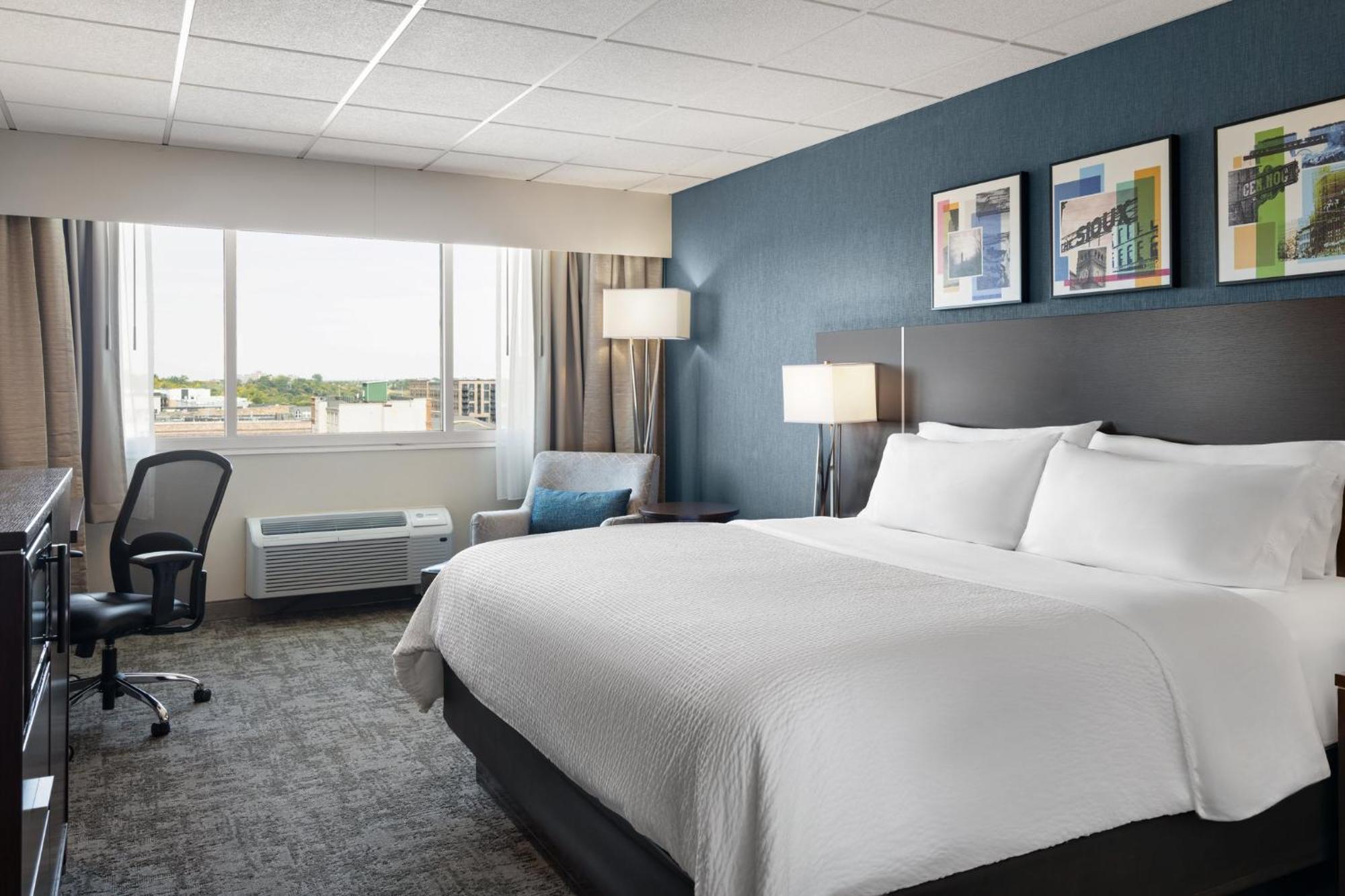 Holiday Inn Sioux Falls-City Center By Ihg Екстериор снимка